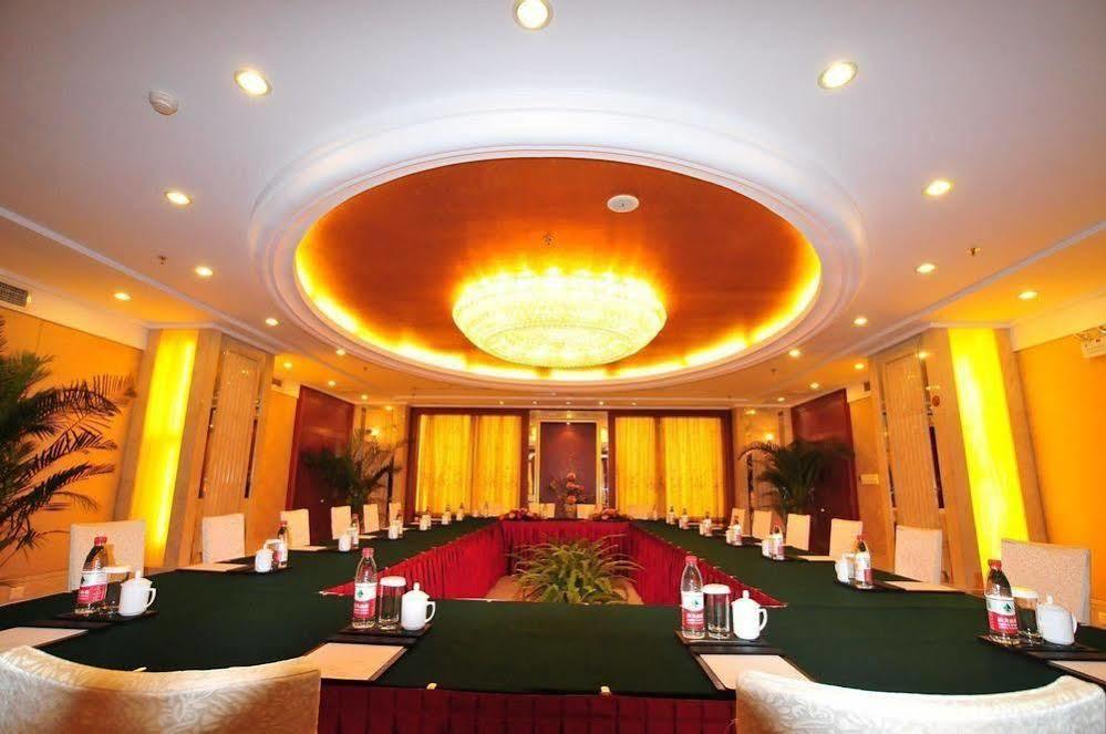 Picturesque Hotel Wuxi  Exterior photo