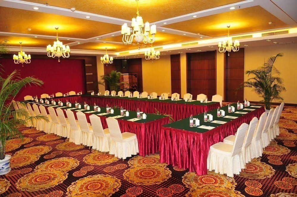 Picturesque Hotel Wuxi  Exterior photo