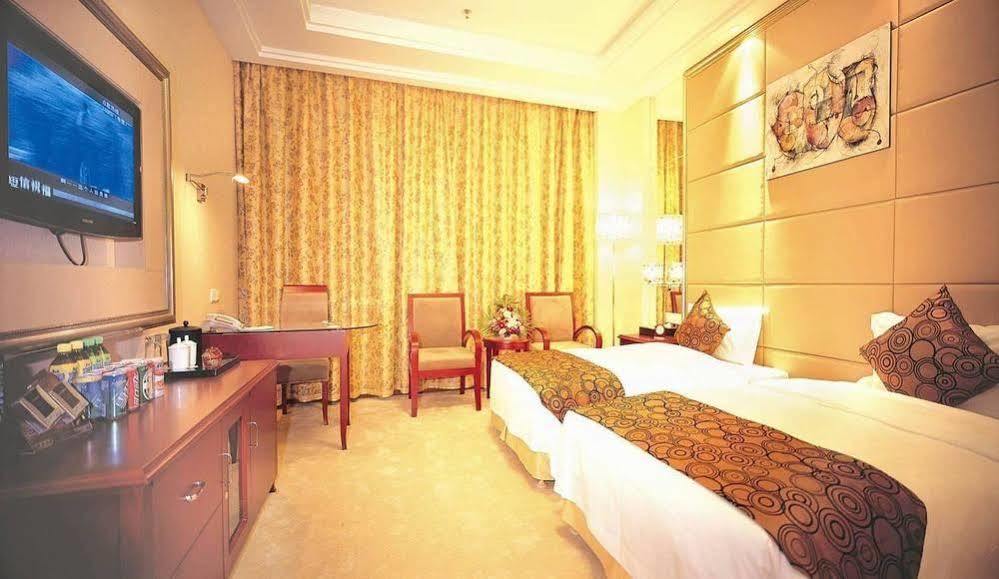 Picturesque Hotel Wuxi  Exterior photo